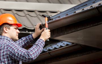 gutter repair Weecar, Nottinghamshire